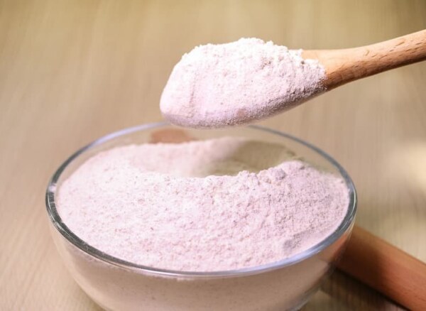 Підкажіть 50, 100, 150, 200 грам борошна – це скільки столових ложок?